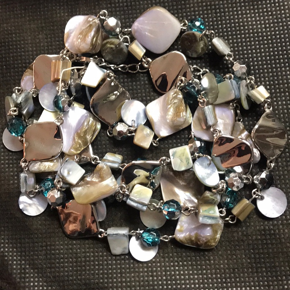 Lia Sophia necklace